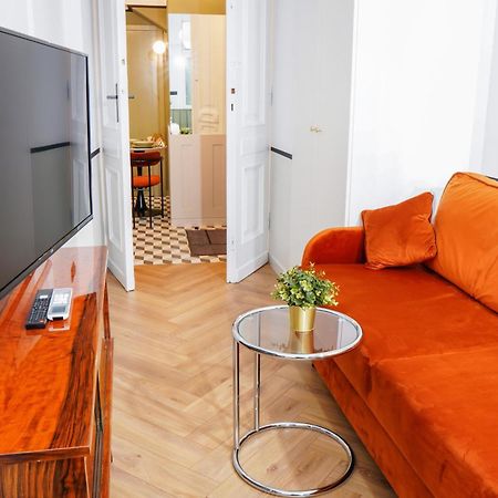 Aparthotel Nowy Swiat 28 Варшава Екстериор снимка